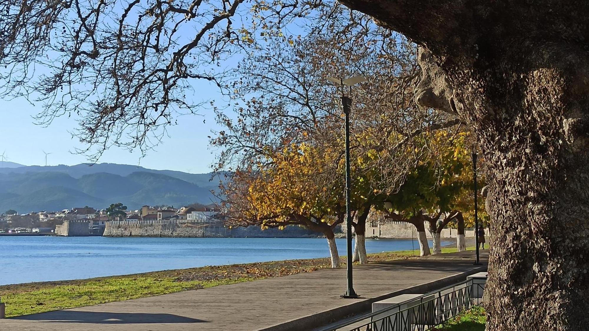 Nafpaktos Cottage By The Sea For Travelers And Dreamers! Luaran gambar