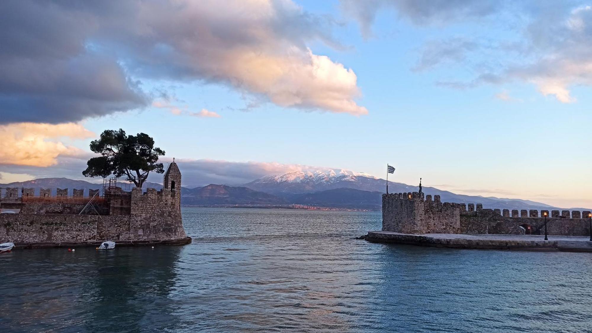 Nafpaktos Cottage By The Sea For Travelers And Dreamers! Luaran gambar