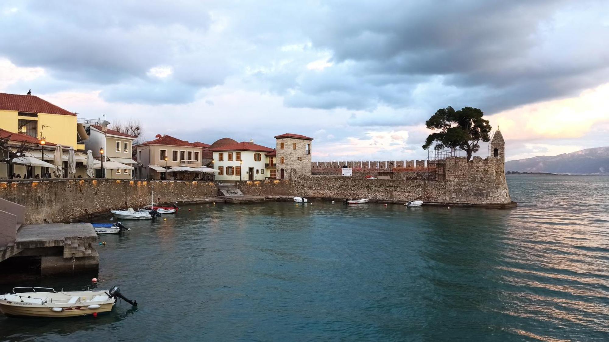 Nafpaktos Cottage By The Sea For Travelers And Dreamers! Luaran gambar